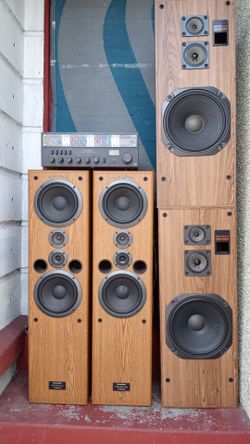 Realistic amplifier , Sony speakers