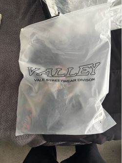 Valley Dream READ BIO
