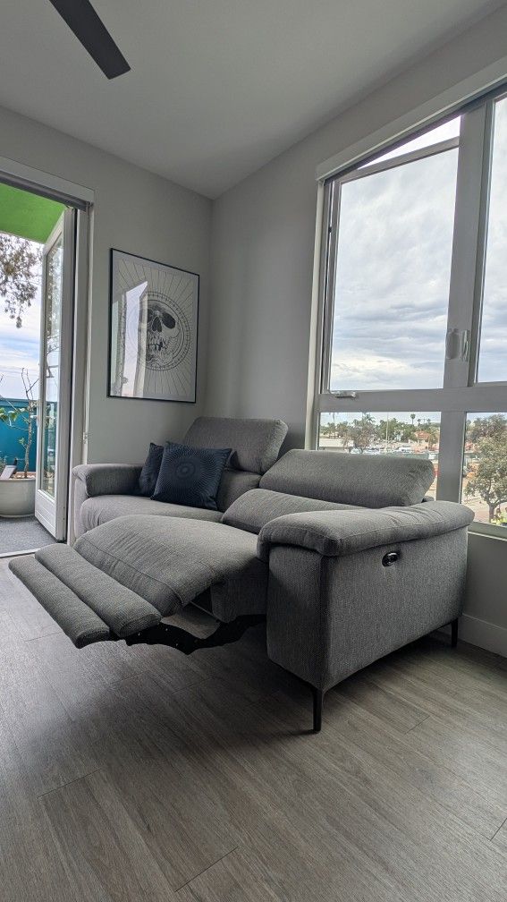 Gray Power Reclining Sofa with USB ✧ Pickup Only (Hillcrest)