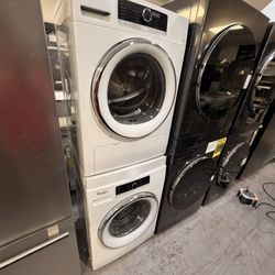 Whirlpool Washer And Dryer 24”Inch Front Load 