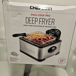 Chefman 4.5L Dual Cook Pro Deep Fryer with Basket Strainer and Removable Divider