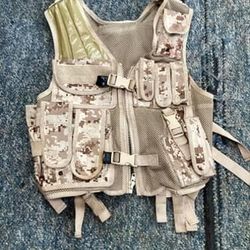 Beige Camo Vest 
