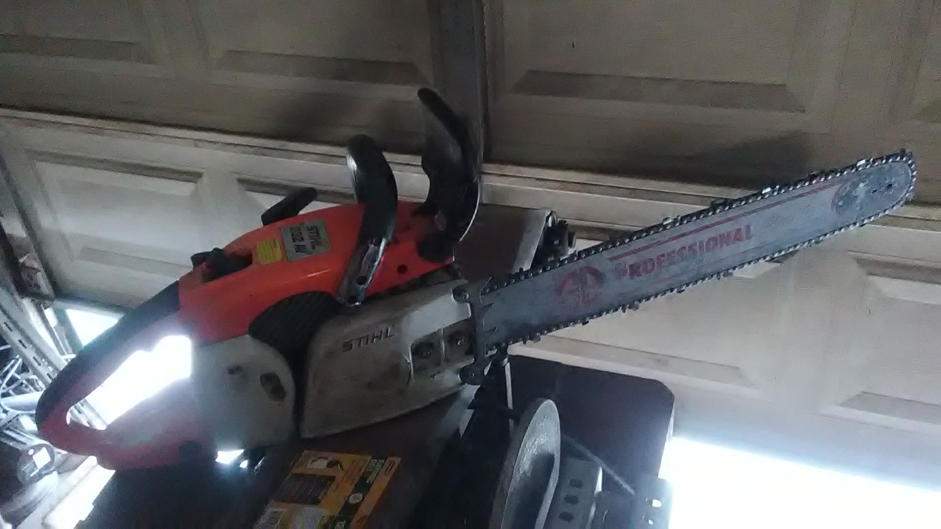Stihl 032AV chainsaw 20 inch bar