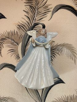 Lladró Porcelain Angel Figurine