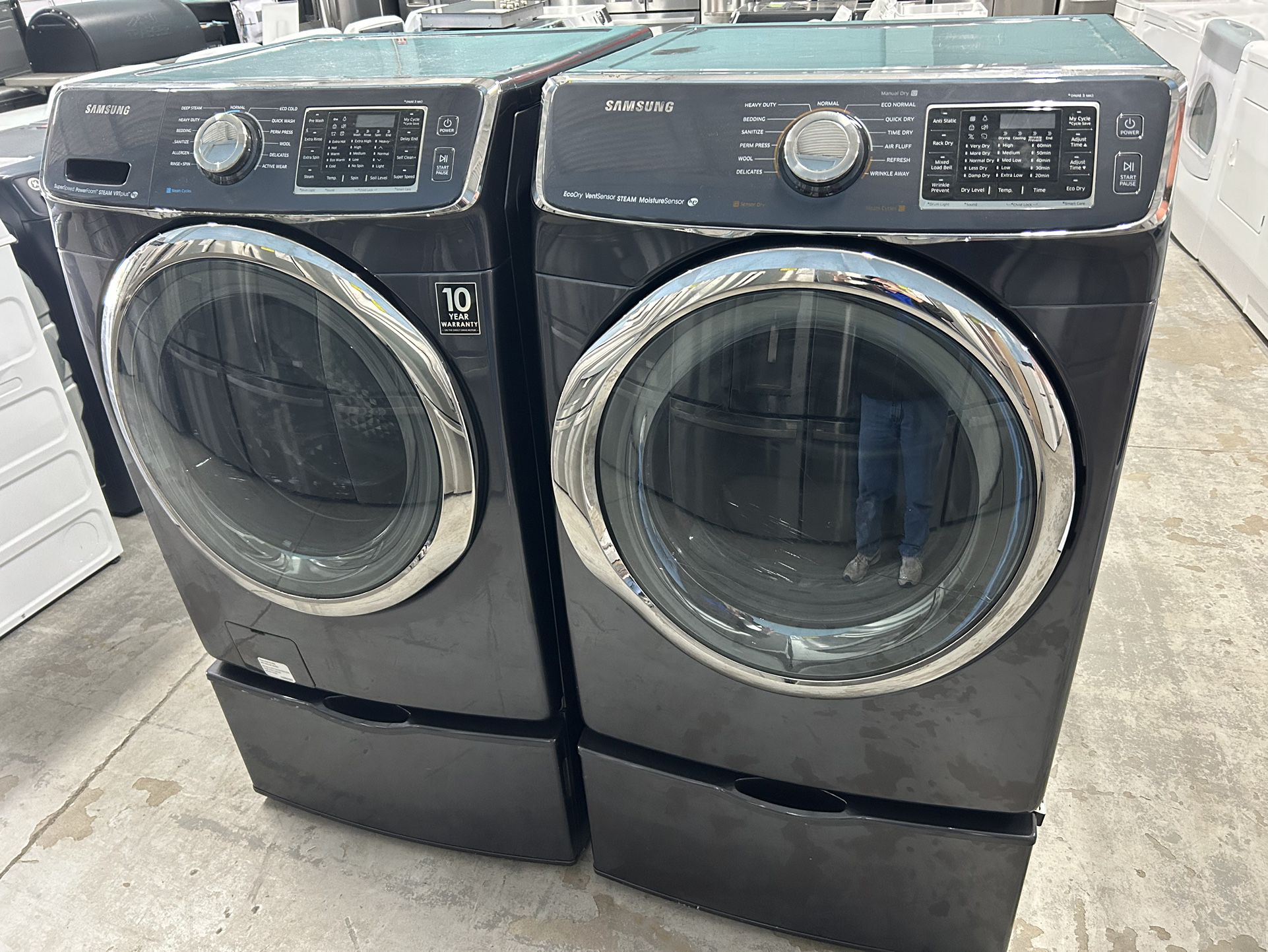 Front Load Washer Dryer Set On Pedestals 