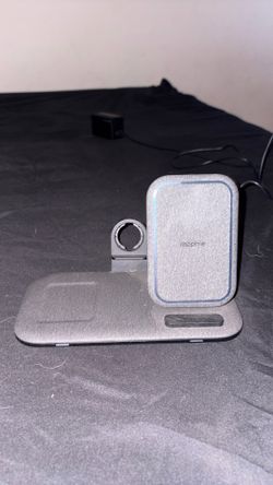 Morphie 3 in 1 wireless charger station
