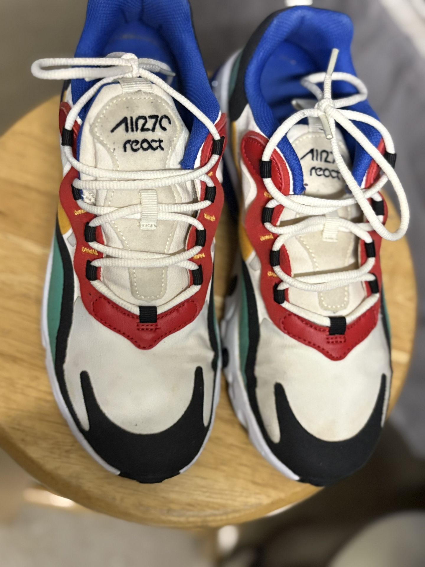 Nikes Size 6