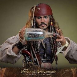 PIRATES OF THE CARIBBEAN JACK SPARROW (DELUXE VERSION)