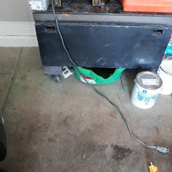32" Tool Box 