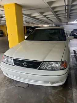 1999 Toyota Avalon Xl