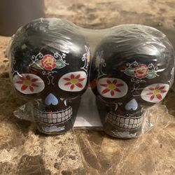 Sugar Skulls - Halloween - Kitchen Salt And Pepper Shakers 