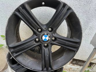 BMW 17 rims set of 4 for 328i
