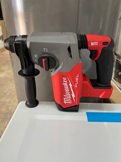 Milwaukee M18 FUEL 18V Lithium-Ion Brushless Cordless 1 in. SDS-Plus Rotary Hammer (Tool-Only)