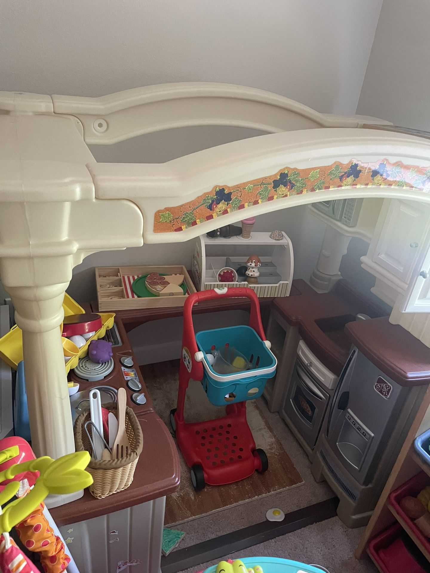 Play Kitchen And Toy Rack
