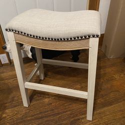 Maven Land Saddle Bar Stool 