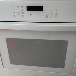 27" GE Cabinet Smart Oven. Like New