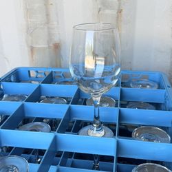 60 Wine Glasses – Excellent Condition – Great for Events