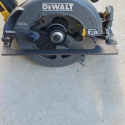 Dewalt 7 1/4 Cordless Circular Saw DCS578