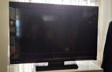 35" Toshiba LED FLAT TV HDM