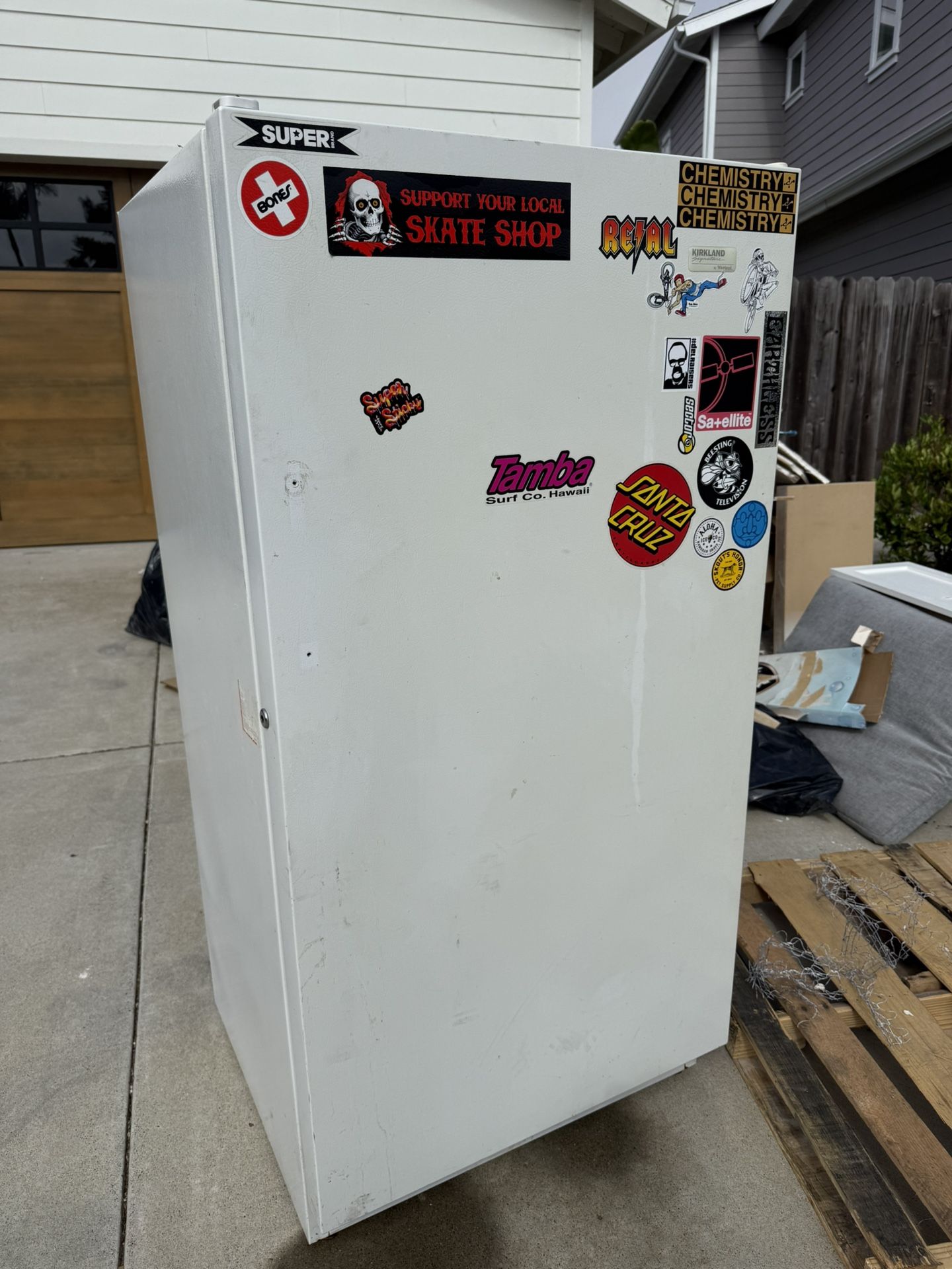 Tall FREEzer - FREE