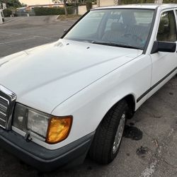 1986 Mercedes-Benz 300