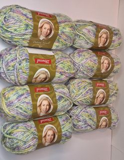Discontinued Lot of 8 Deborah Norville Serenity Chunky Yarn Sugar & Spice (6+1+1 Lots)