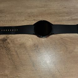 Galaxy Watch 4 LTE Version