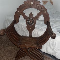 Vintage savonarola Chair