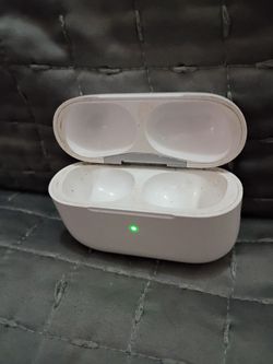 Airpod 2nd Generation generic charging case only with lighting port