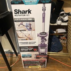 SharkNinja Shark Rotator Pet Lift-Away ADV 