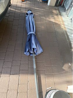 PATIO UMBRELLA