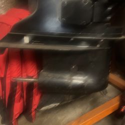 Johnson Gt200 Lower Unit. 20 Inch