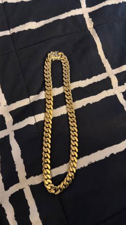 14k stamp Miami Cuban link