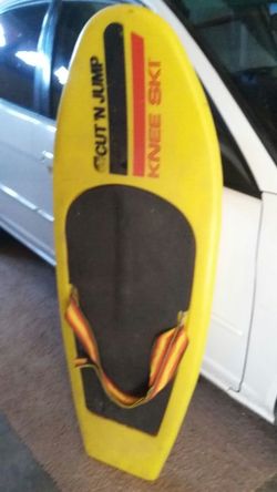 Knee ski
