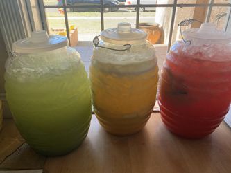 Aguas Frescas 🍉🍋🥒🍓🍈🥛🥭🍍