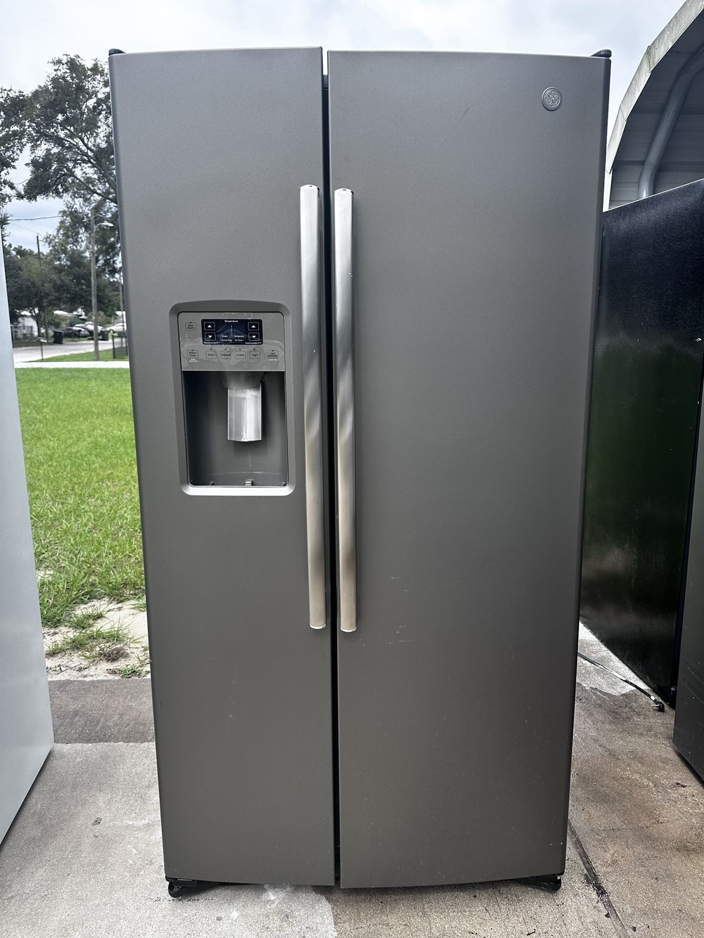 Ge Slate Refrigerator Works Well -30 DAY WARRANTY (delivery Available)