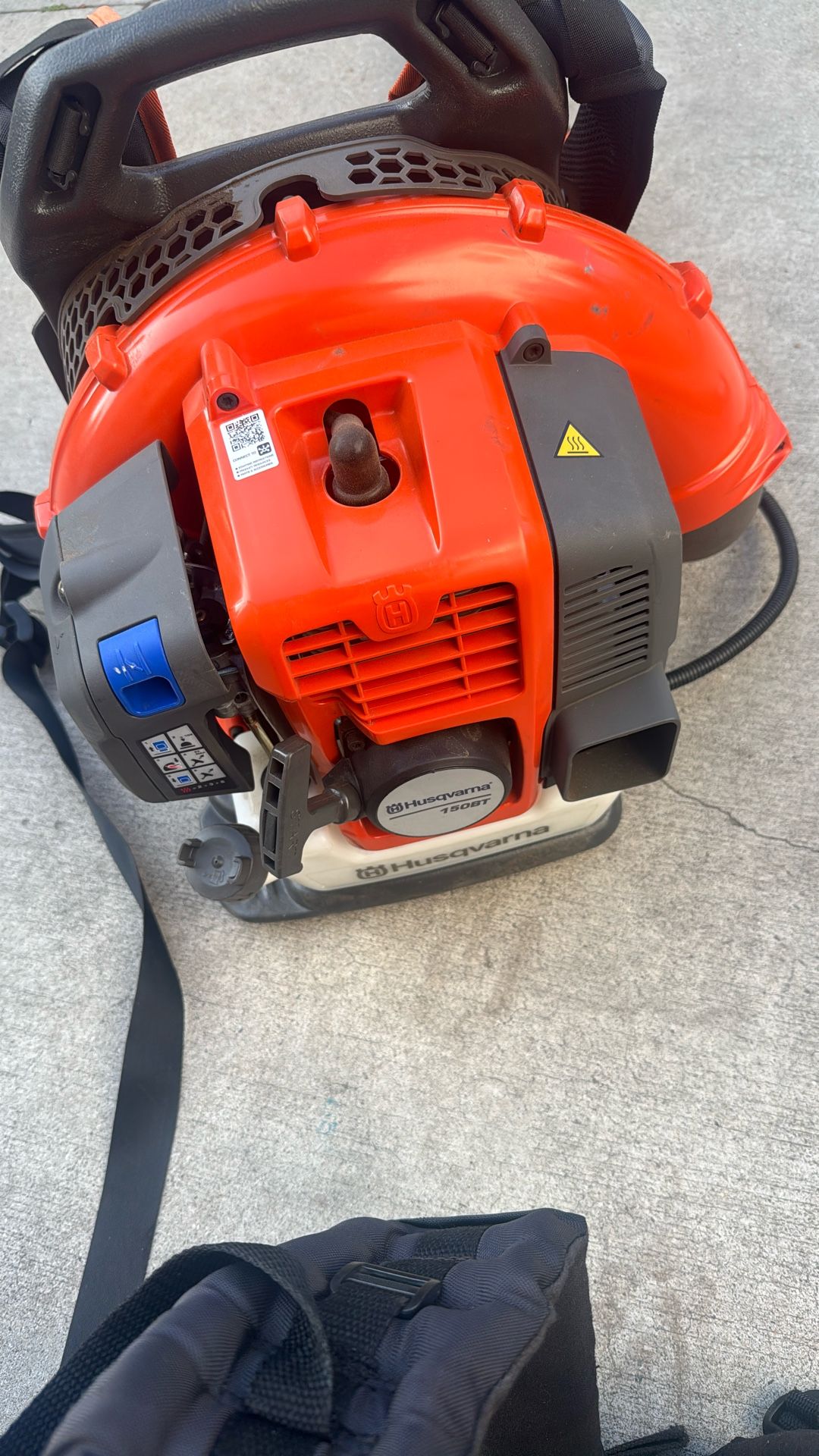Leaf blower