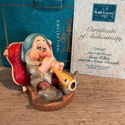 Disney Wdcc From Snow White And 7 Dwarfs Sleepy Zzzzzzz" In Box With Coa