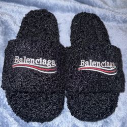 Balenciaga Fuzzy Slides