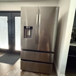Samsung 26 cu ft Stainless Steel French Door Refrigerator – Needs Compressor