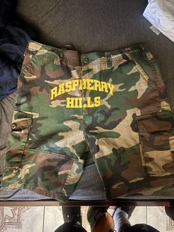 raspberry hills shorts