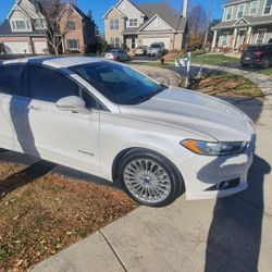 2014 Ford Fusion Hybrid