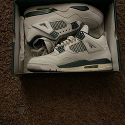 Jordan 4 Oxidized Green 