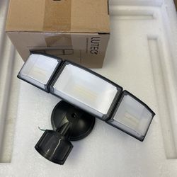 LED Security Lights with Motion Sensor Light For Outdoor - 5000K Daylight - 4500 Lumen - 110 Volts - Black