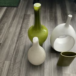 4 High End Decoration Glass  and Ceramic Vases different Shapes Exclusive Designs. 