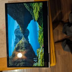 Laptop - Lenovo Thinkpad Yoga 4th Gen i7