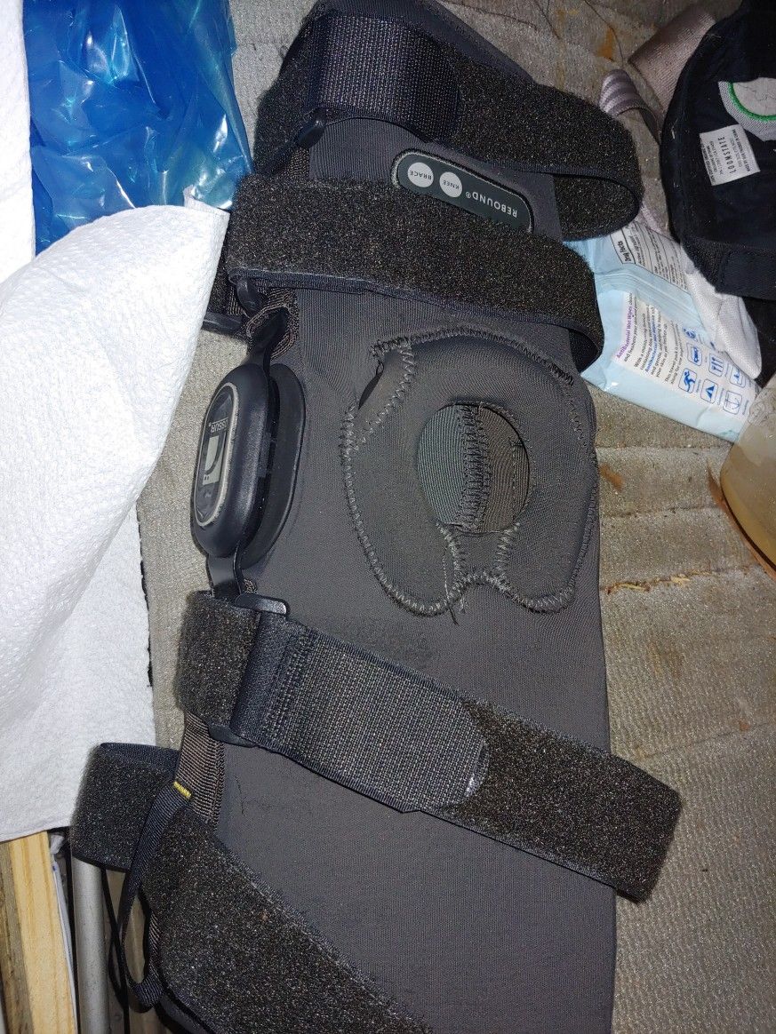 Össur® Rebound ROM Knee Brace