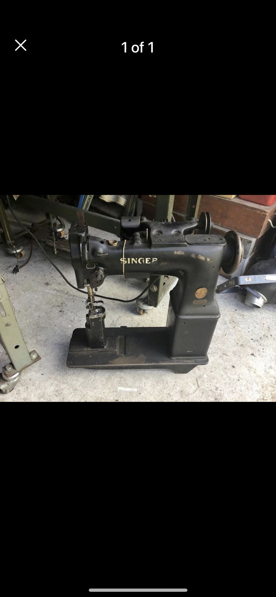 Singer Sewing Machine 