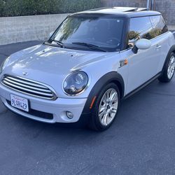 2010 MINI COOPER 'CAMDEN MINI 50 SPECIAL EDITION', CLEAN TITLE+SMOG,FULLY LOADED! CLEAN TITLE
