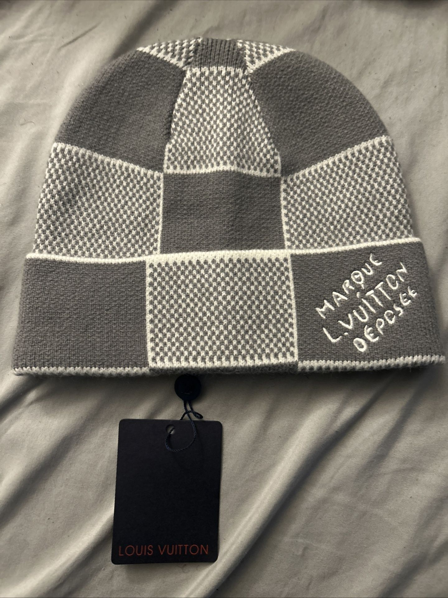 Louis Vuitton Damier Heritage Beanie Gray, White
